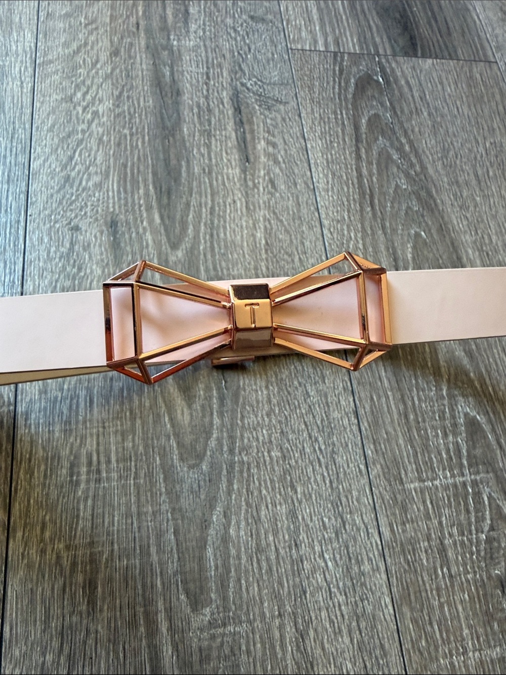 Ted Baker Rose Gold Bow skinny belt